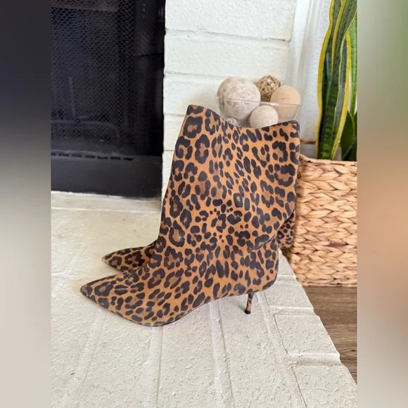 $999 Aquazzura Women Brown Suede Very Boogie 60 Ankle Boots Shoes EU 38 7.5 - Picture 2 of 9